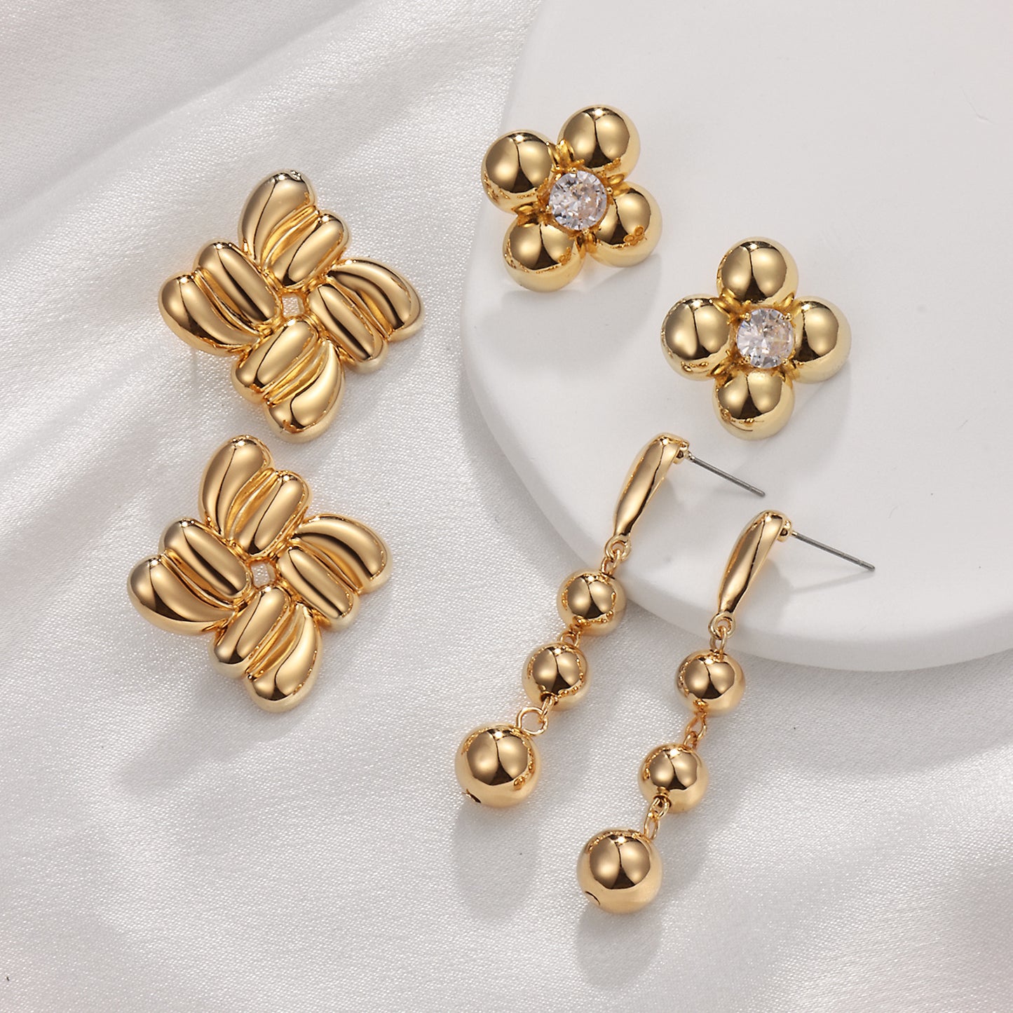 Aurelia Gold Studs