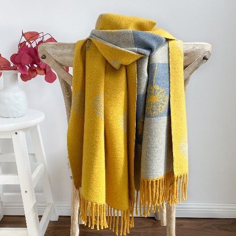 Winter Meadow Jacquard Scarf