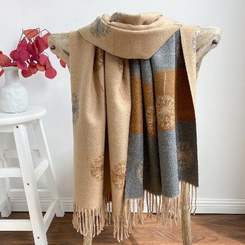 Winter Meadow Jacquard Scarf