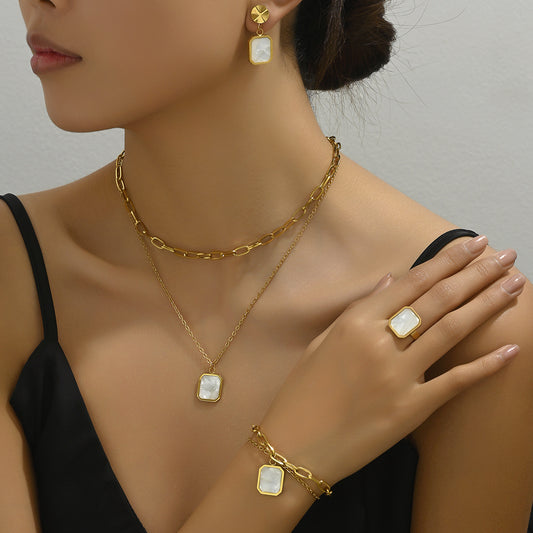 Shell Elegance Jewellery Set